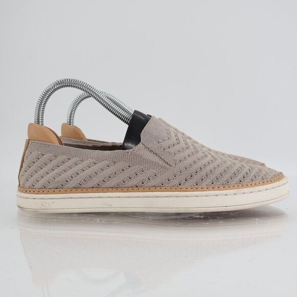 UGG Sammy Chevron Shoes Women's Size 7.5 Gray Slip On Casual Sneakers Flats - Picture 2 of 11